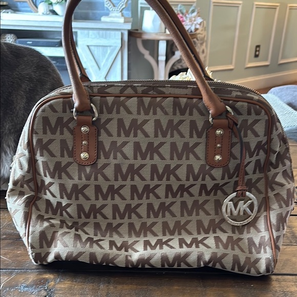Michael Kors Tan and Brown Monogram Shoulder Bag - Picture 1 of 10